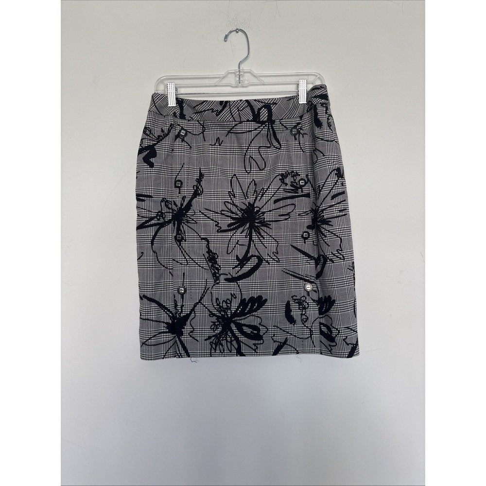 Escada Women's Skirt Vintage Black And White Size 40 Floral